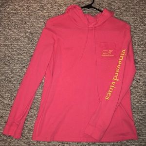 Vineyard Vines long sleeve Tee!